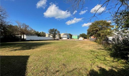 Photo #8 of 1923 Ocean View Avenue, Norfolk, Virginia 0.3 acres