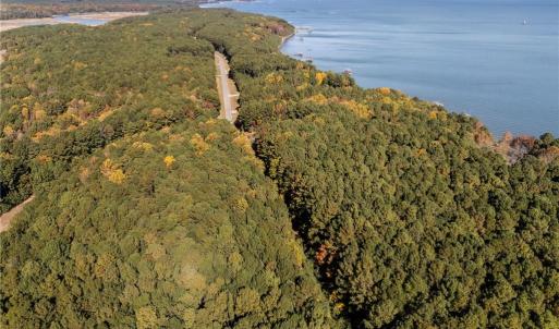 Photo #8 of 1437 Lawnes Neck Drive, Smithfield, Virginia 5.0 acres