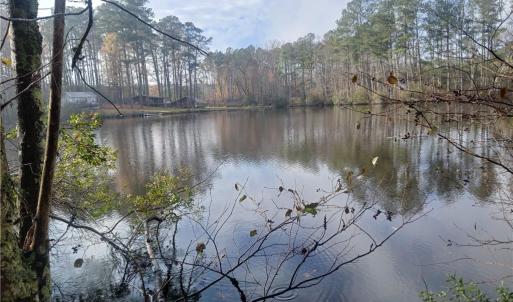 14-acre pond for fishing