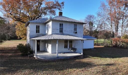 Farm house dating from the 1920s