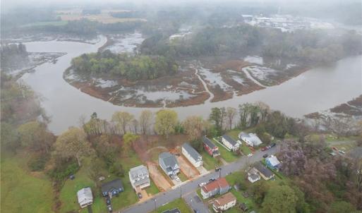 Photo #7 of 158 Riverview Avenue, Smithfield, Virginia 0.2 acres