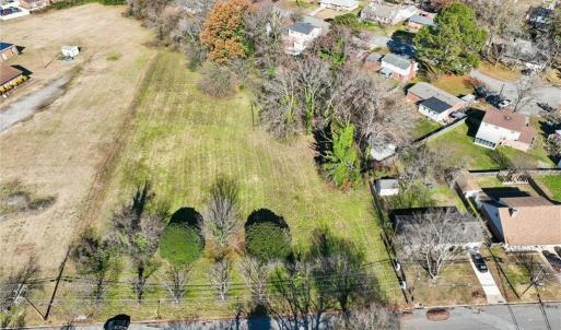 Photo #3 of 691 Dresden Drive, Newport News, Virginia 2.1 acres