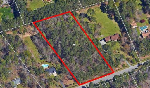 Photo #2 of 1928 Foxwood Drive, Chesapeake, Virginia