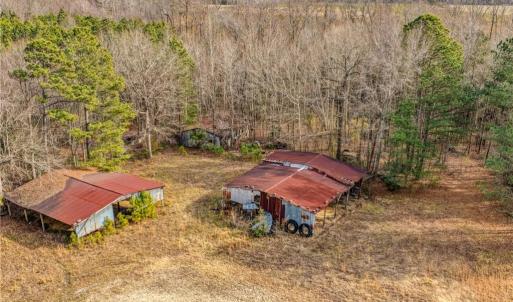 2 old buildings Do NOT enter