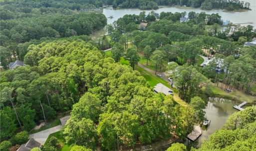 Photo #3 of 106 Anchor Drive, Yorktown, Virginia 1.7 acres