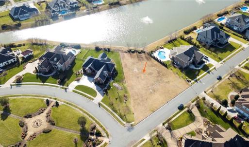 Photo #4 of 341 Scone Castle Loop, Chesapeake, Virginia 0.5 acres