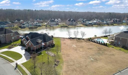 Photo #9 of 341 Scone Castle Loop, Chesapeake, Virginia 0.5 acres