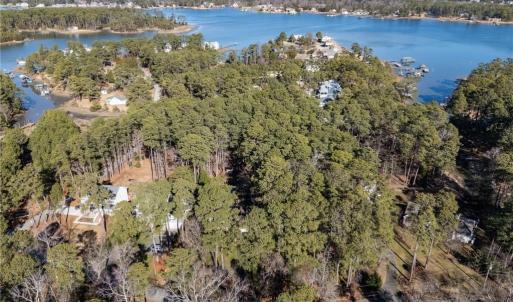 Photo #1 of 713 Ship Point Road, Yorktown, Virginia 0.6 acres