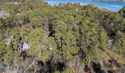 Photo #9 of 713 Ship Point Road, Yorktown, Virginia 0.6 acres