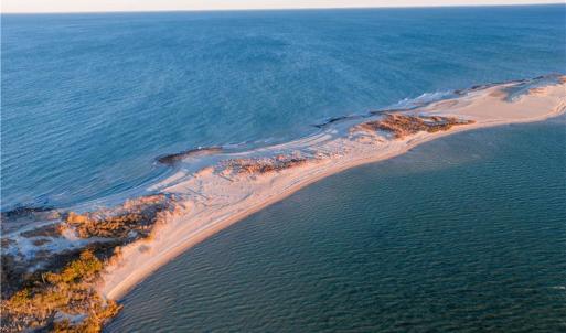 Enjoy boating & kayaking on  beautiful blue waterways.