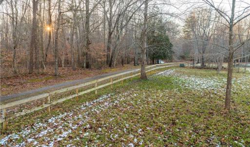 Beautiful drive in on Runninghorse