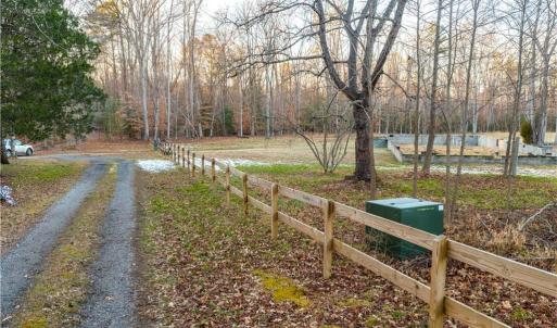 Photo #27 of 9744 Runninghorse Lane, Gloucester, Virginia 18.5 acres