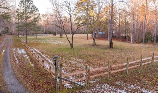 Photo #17 of 9744 Runninghorse Lane, Gloucester, Virginia 18.5 acres