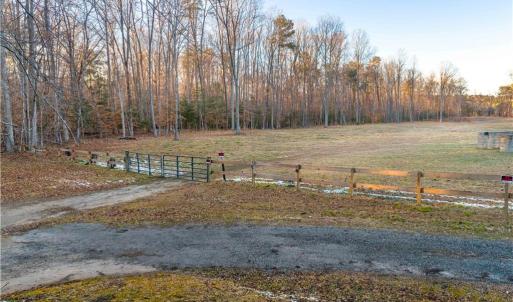 Photo #13 of 9744 Runninghorse Lane, Gloucester, Virginia 18.5 acres