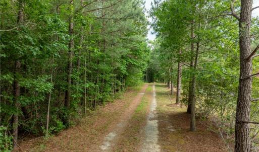 Photo #4 of 4881 Centerville Road, Williamsburg, Virginia 13.9 acres