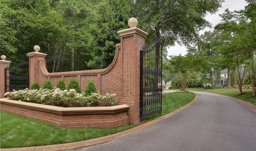 Photo #6 of 119 Hurlston, Williamsburg, Virginia 1.7 acres
