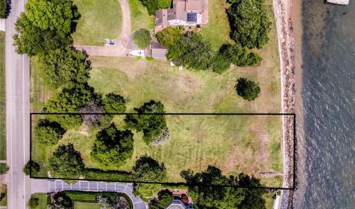 Photo #3 of 1506 Chesapeake Avenue, Hampton, Virginia 0.7 acres