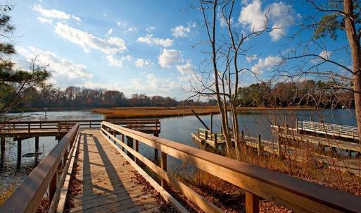 Bennetts Creek Boat Ramp is adjacent to Parkside community