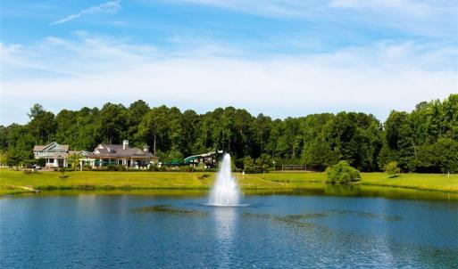 Founders Pointe common area