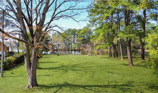 Beautiful deep water lot.