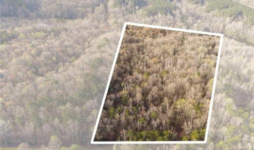 Lot lines are approximate.