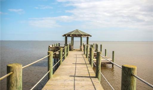 Currituck Crossing Community pier
