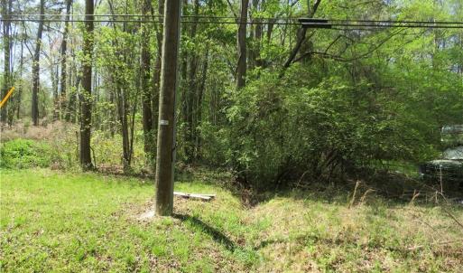 Photo #8 of 2716 Seven Eleven Road, Chesapeake, Virginia
