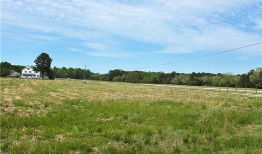 Photo #7 of 5294 Riverview Road, Williamsburg, Virginia 3.2 acres