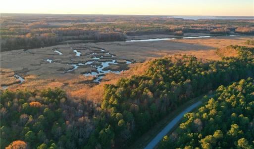 Photo #3 of 1440 Creekway Drive, Smithfield, Virginia 2.8 acres