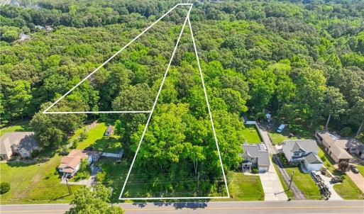 Photo #1 of 500 Carys Chapel Road, Yorktown, Virginia 3.5 acres