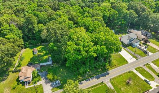 Photo #17 of 500 Carys Chapel Road, Yorktown, Virginia 3.5 acres