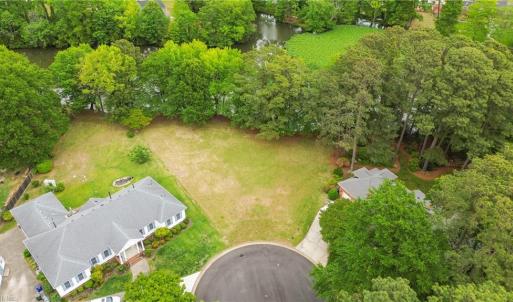 Photo #9 of 2035 Foxs Lair Trail, Norfolk, Virginia 0.3 acres