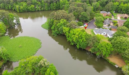 Photo #14 of 2035 Foxs Lair Trail, Norfolk, Virginia 0.3 acres