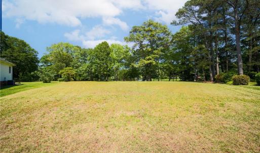 Photo #16 of 2035 Foxs Lair Trail, Norfolk, Virginia 0.3 acres
