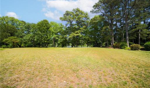 Photo #18 of 2035 Foxs Lair Trail, Norfolk, Virginia 0.3 acres