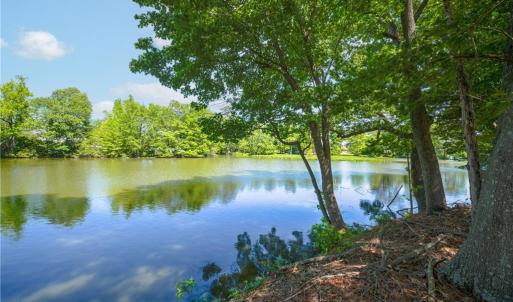 Photo #6 of 2035 Foxs Lair Trail, Norfolk, Virginia 0.3 acres