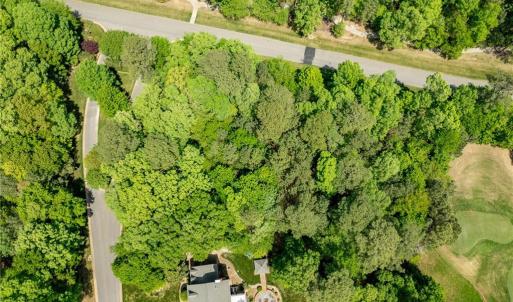 Photo #5 of 2114 Hornes Lake Road, Williamsburg, Virginia 0.6 acres