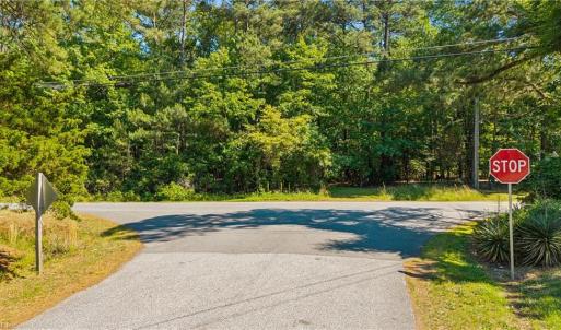 Photo #23 of 500 Railway Road, Yorktown, Virginia 3.3 acres