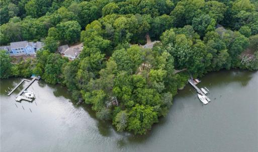 Photo #8 of 1015 Wilton Coves Drive, Hartfield, Virginia 0.7 acres