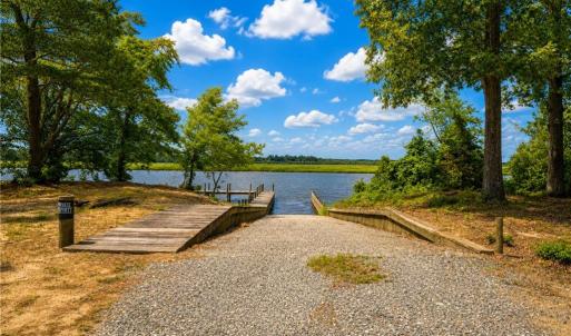 Boat ramp/dock