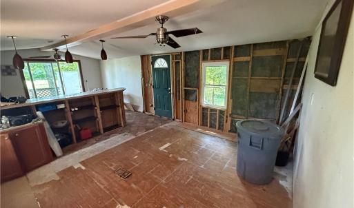 Photo #16 of 3938 Paradise Point Road, Hayes, Virginia 0.8 acres