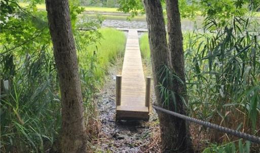Photo #4 of 3938 Paradise Point Road, Hayes, Virginia 0.8 acres