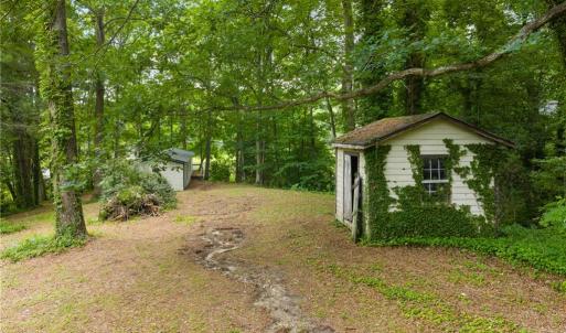 Photo #8 of 3938 Paradise Point Road, Hayes, Virginia 0.8 acres