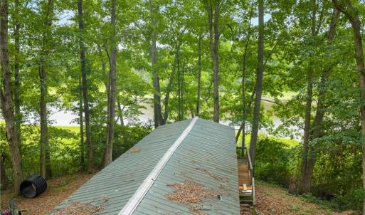 Photo #10 of 3938 Paradise Point Road, Hayes, Virginia 0.8 acres