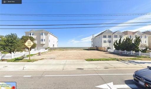 Photo #3 of 266 Ocean View Avenue, Norfolk, Virginia