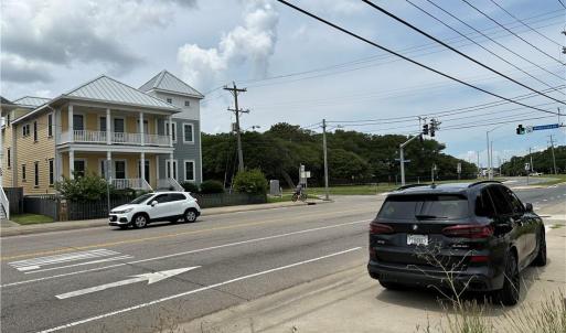 Photo #6 of 266 Ocean View Avenue, Norfolk, Virginia