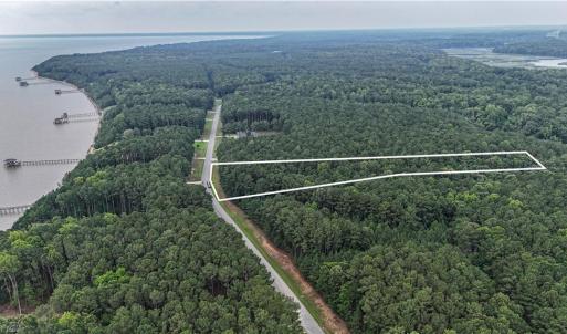 Photo #1 of 1194 Lawnes Neck Drive, Smithfield, Virginia 5.0 acres