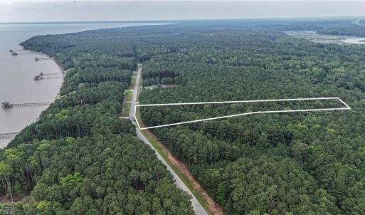 Photo #2 of 1194 Lawnes Neck Drive, Smithfield, Virginia 5.0 acres