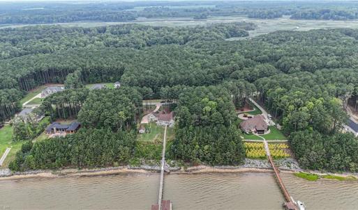 Photo #8 of 1220 Lawnes Neck Drive, Smithfield, Virginia 5.0 acres