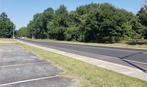 Photo #3 of 20 Hunt Club Boulevard, Hampton, Virginia 3.4 acres